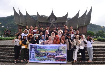 STUDY TOUR OSIS SMA NEGERI 1 PINGGIR GOES TO SUMBAR